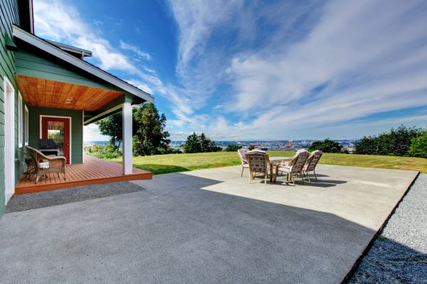 Backyard Paving in Riverside