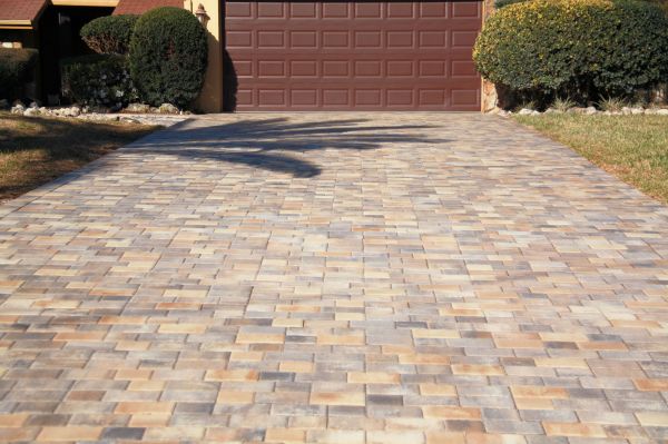 Driveway Pavers Replacement in Riverside